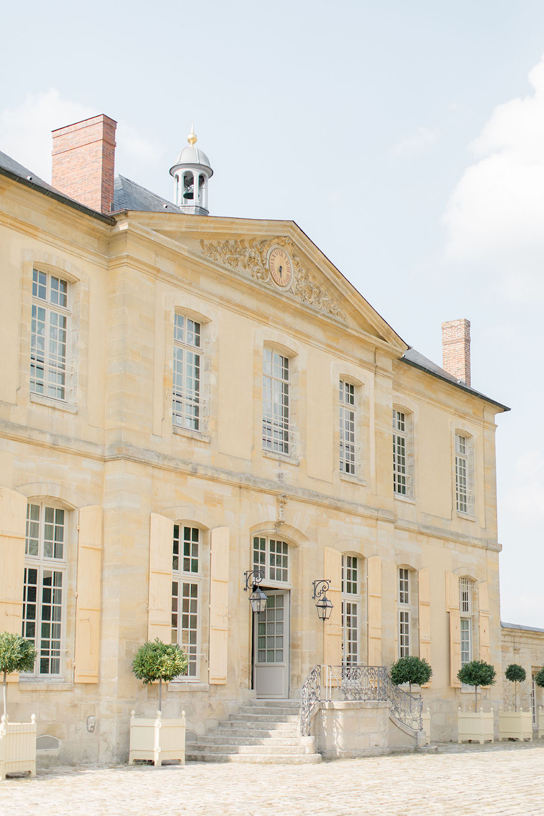 Chateau de Villette Wedding Venue - Kristin Sautter