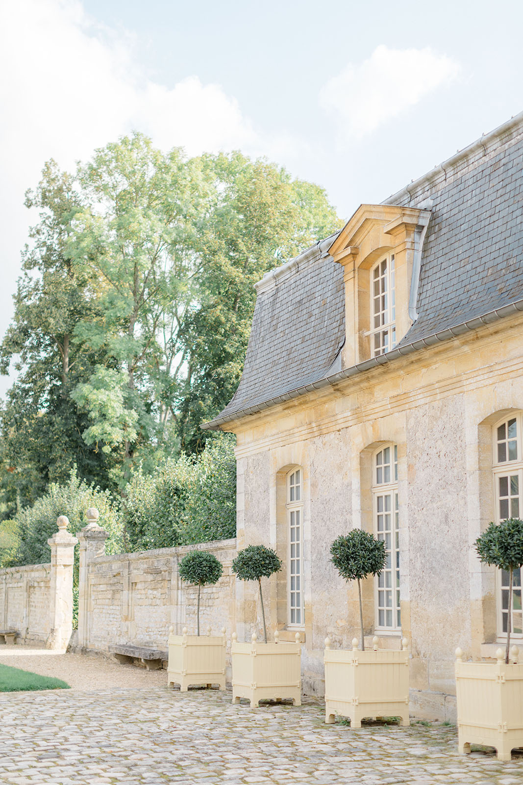 Chateau de Villette Wedding Venue - Kristin Sautter